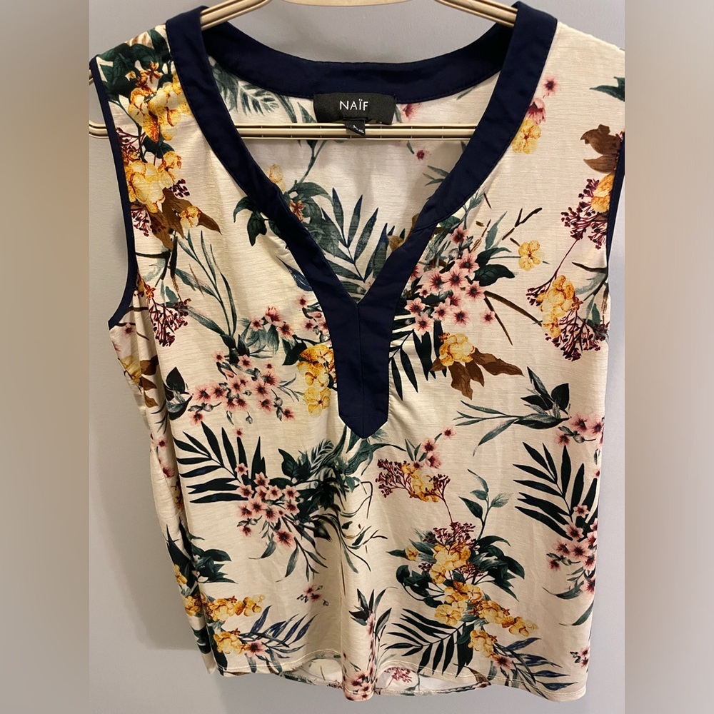 🌸 NAIF Floral Print Women's Top - Cream and Navy